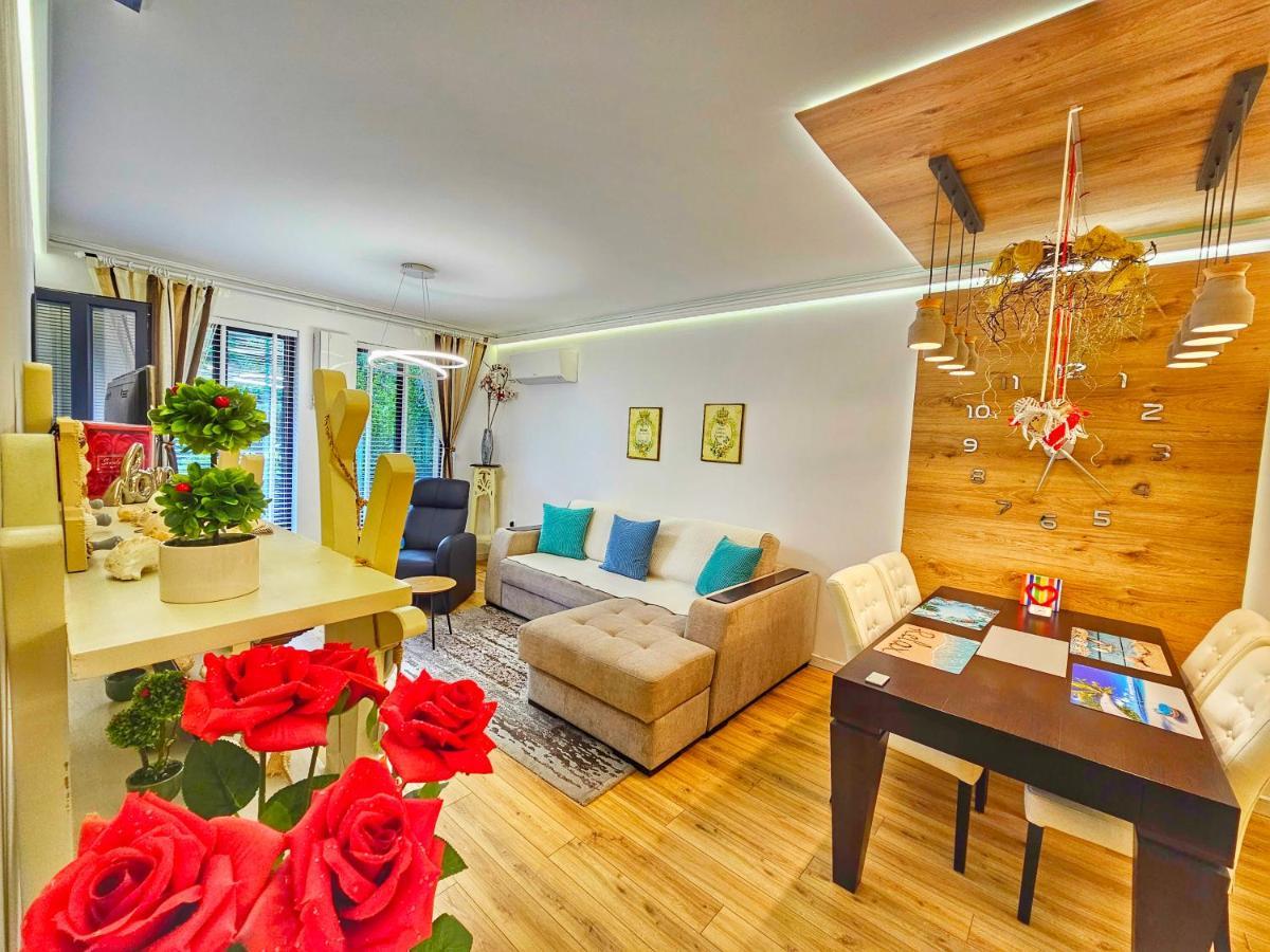 Matsa Apartment In Evergreen Complex Varna Exteriér fotografie